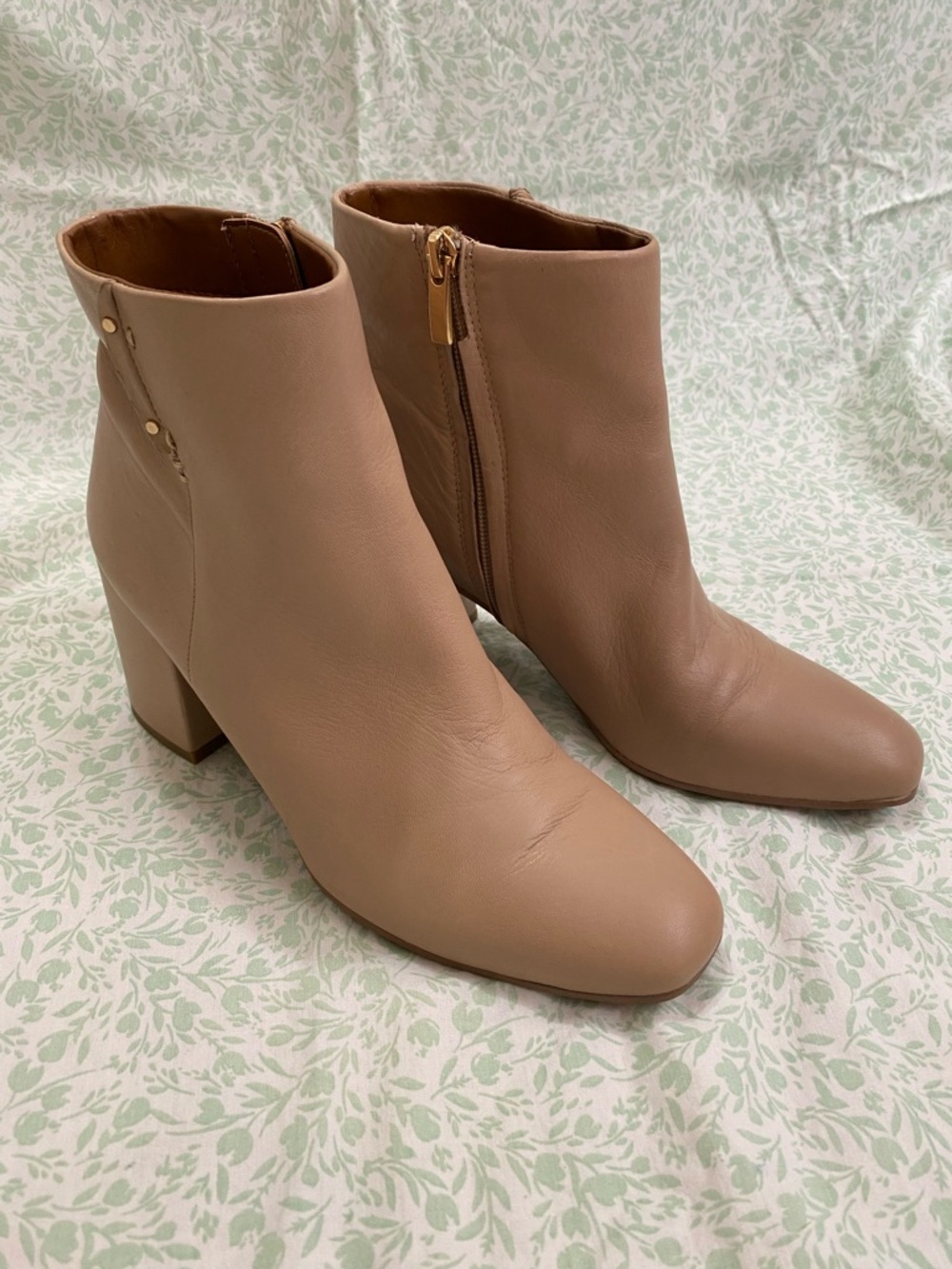 Franco Sarto Tenton Vegan Leather Ankle Boot Size 8 Beige Mushroom Tan